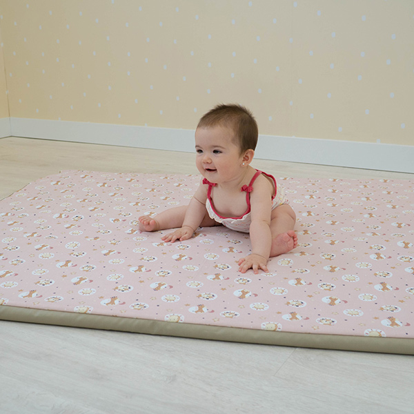 Alfombra Colchoneta para Bebes de fácil limpieza. Hecho en España.